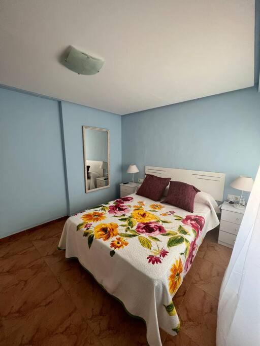 Apartamento Coloso Apartment Faro de Cullera Exterior photo